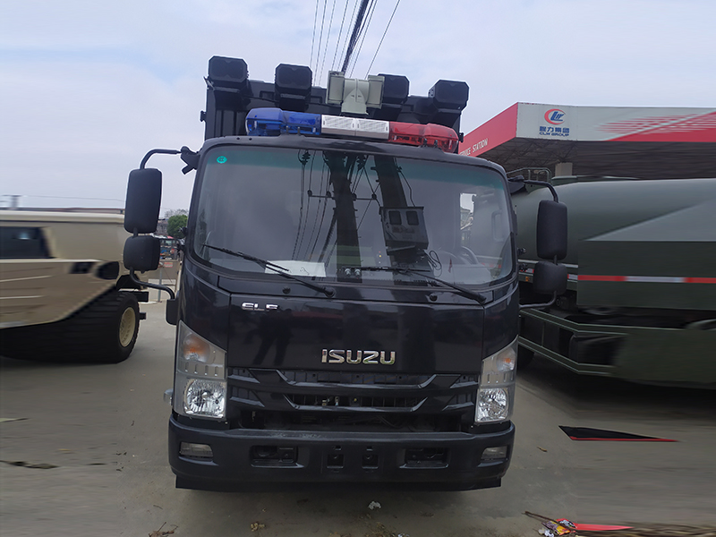 防暴車(chē)